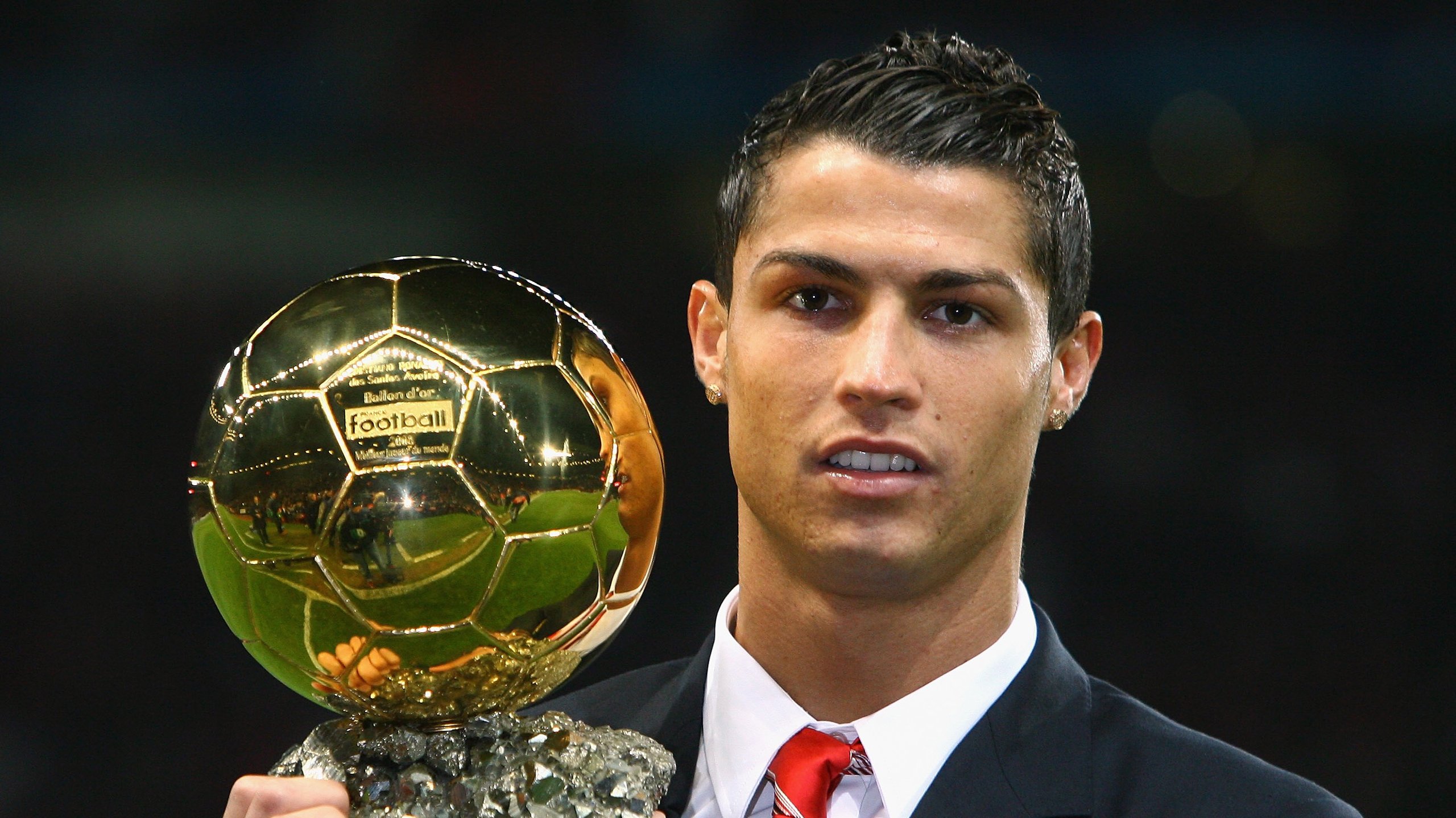 英超冲刺季：胜负悬念持续升温！，英超收官战